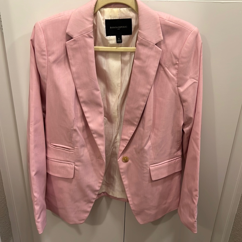 Banana republic size 8 pink suit set